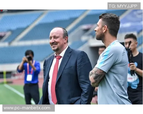 贝尼特斯即将加盟帕纳辛纳科斯执教未来充满期待 贝尼特斯即将加盟帕纳辛纳科斯执教未来充满期待