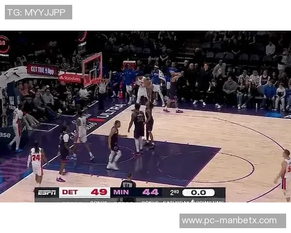 戈贝尔半场表现亮眼高效拿下10分9板3助攻1盖帽助力球队争胜